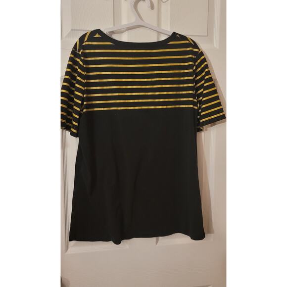 Harry Potter Hogwarts Crest Striped Round Neck Short Sleeve Tee in Black- 2XL - Picture 4 of 8